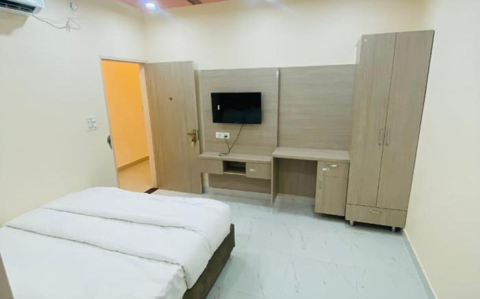 Modest Rooms by Libra 
