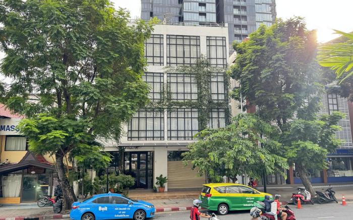 Silom Nara Hotel