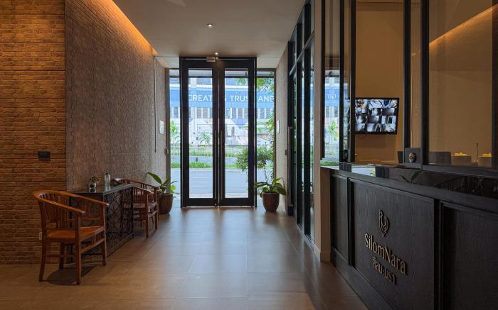 Silom Nara Hotel