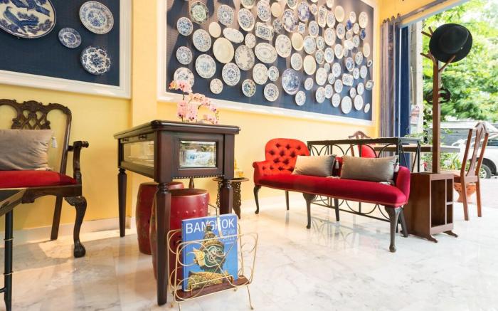 Heritage Shophouse in Yaowaraj, Bkk (room no.4/2)