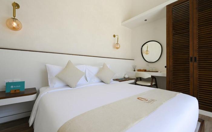 Villa Azure at Bingin Sentosa