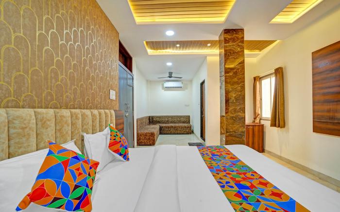 FabHotel SS Inn - Indore International Airport