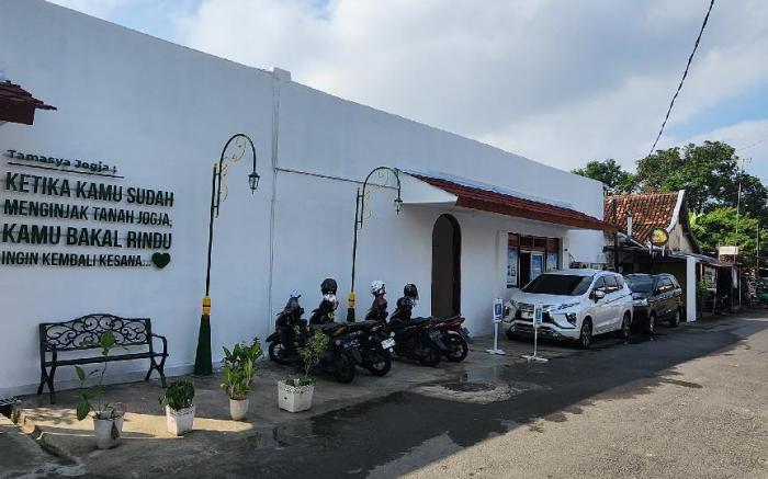 Hobbit Homestay Murah Jogja
