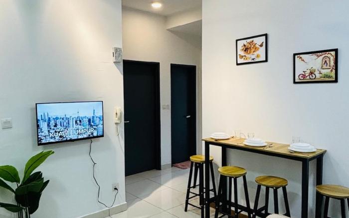 3BR 5Pax @ The Link 2 Bukit Jalil | Netflix & Pool