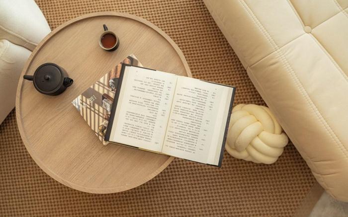 A Tranquil Reflection, Embracing Breeze of Nature