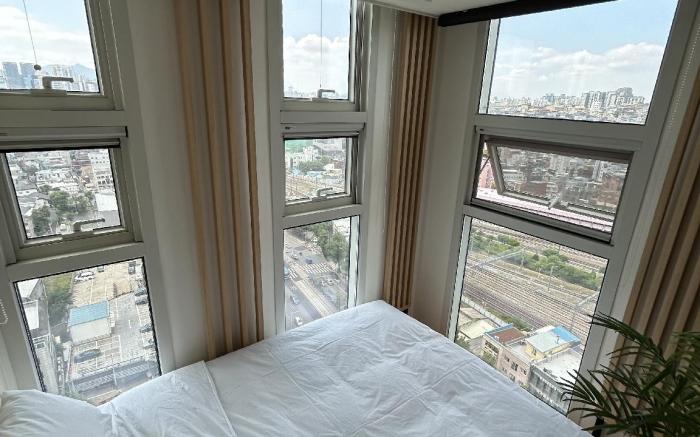 Seoul Station Panorama - City view