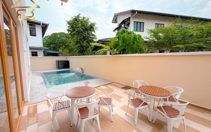Aesthetic Muji Pool Villa in Ipoh | 5BR 24Pax
