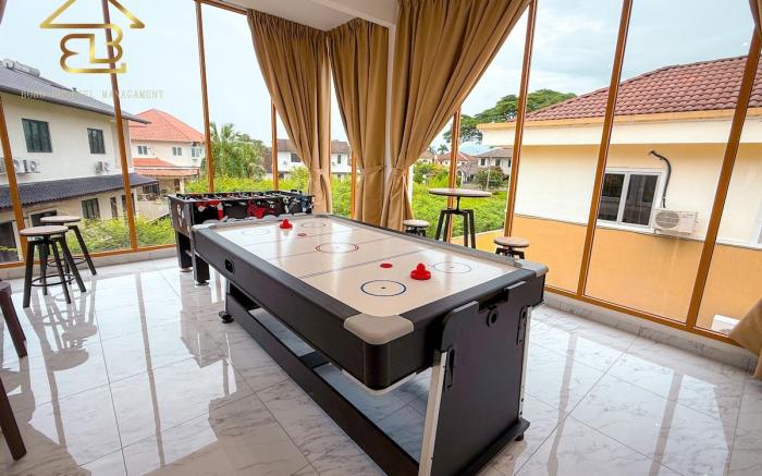 Aesthetic Muji Pool Villa in Ipoh | 5BR 24Pax