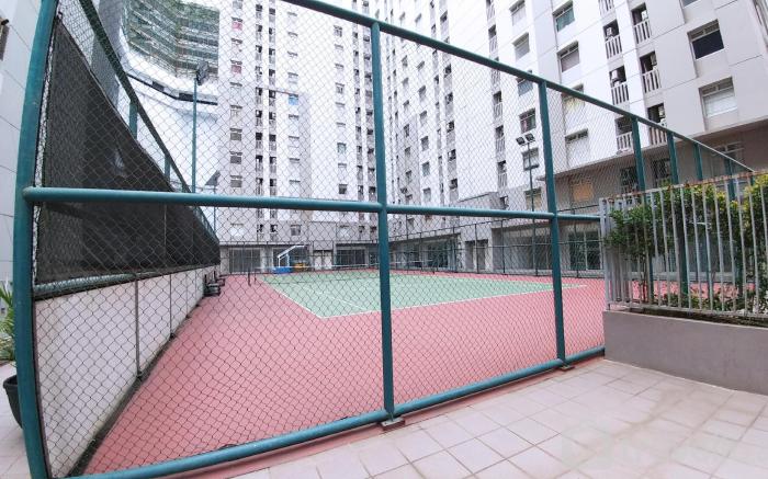 Homey Modern 2BR Green Bay Pluit Apt By Travelio