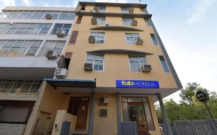 FabHotel Silver Stay 04