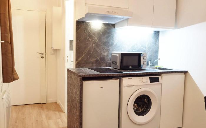 Calm New deco studio near Nation