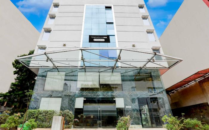 Townhouse Oak Ahmedabad Junction