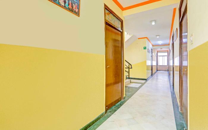 Hotel O Bani Park Near Collectorate Circle