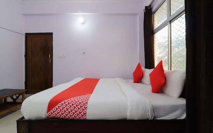 Hotel O Shri Tirupati