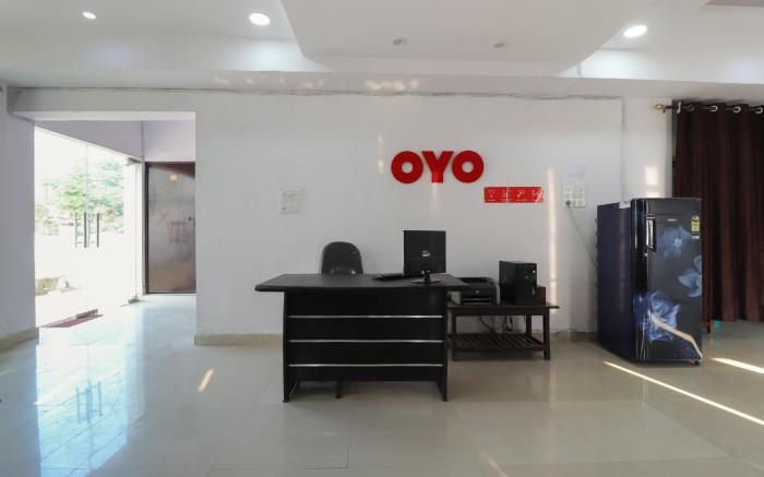 Hotel O Shri Tirupati