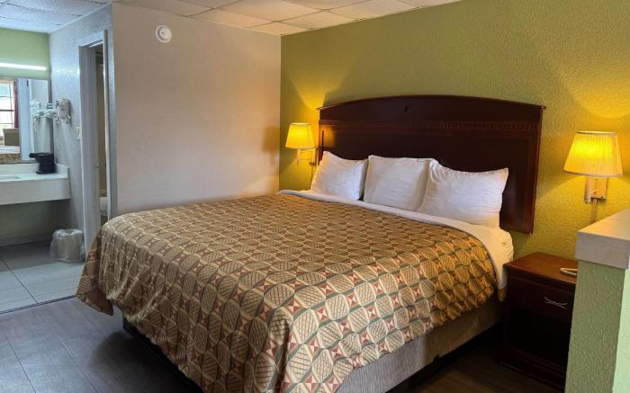 Travelodge by Wyndham Dumas Arkansas