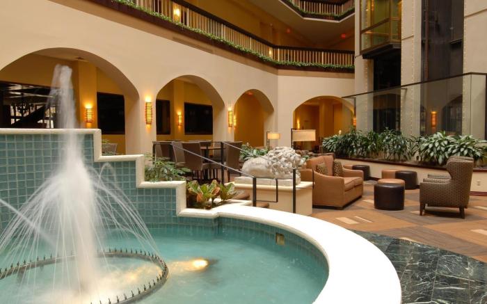 Embassy Suites by Hilton Dallas Love Field