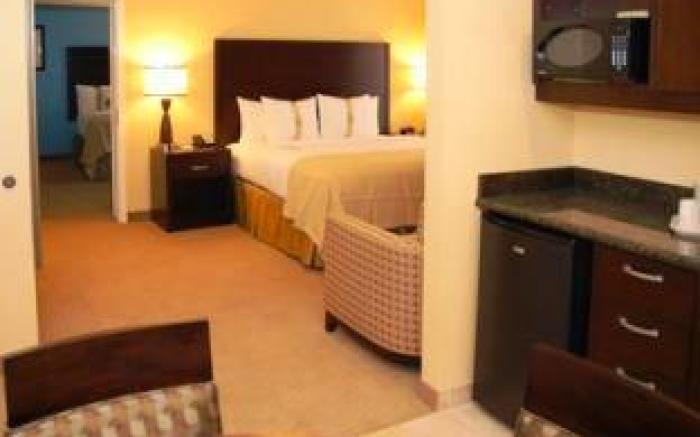 Holiday Inn & Suites San Mateo - SFO By IHG