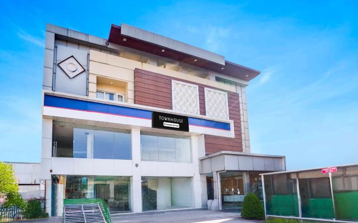 Townhouse Silver City Mall Dehradun