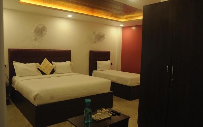 YERCAUD RATHNA RESIDENCY