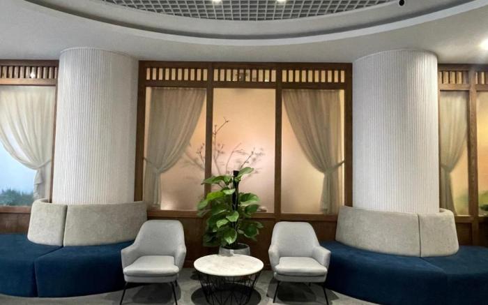 Phù Đổng Hotel