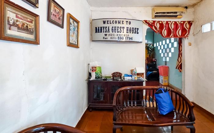 Danysa Guest House Jakarta RedPartner