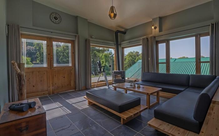 Kuriyana Stay |2BR| A Secluded Heaven by Homeyhuts