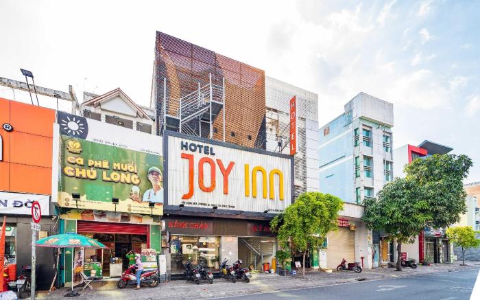 Dancenter Joy Inn Hotel Tan Binh Near Tan Son Nhat Airport