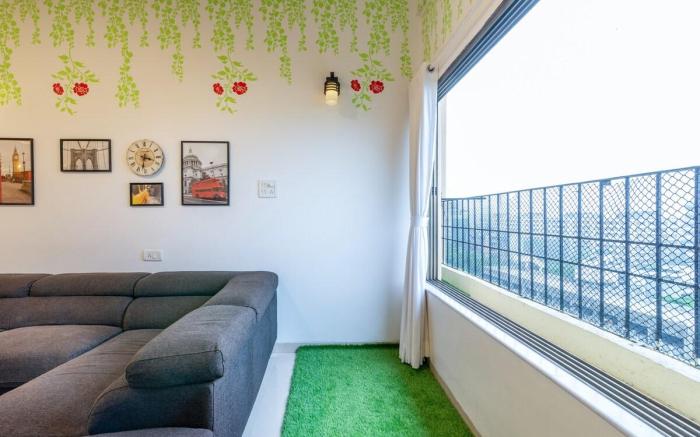 Designer 2 Bed in Kala Nagar, Bandra's Luxe Area