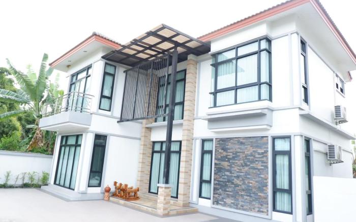 Villa by Hugsakonnakhon บ้านพักโดยโรงแรมฮักสกลนคร 