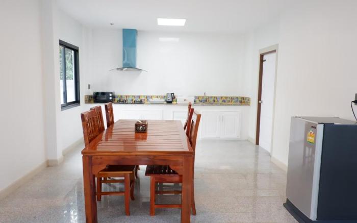 Villa by Hugsakonnakhon บ้านพักโดยโรงแรมฮักสกลนคร 