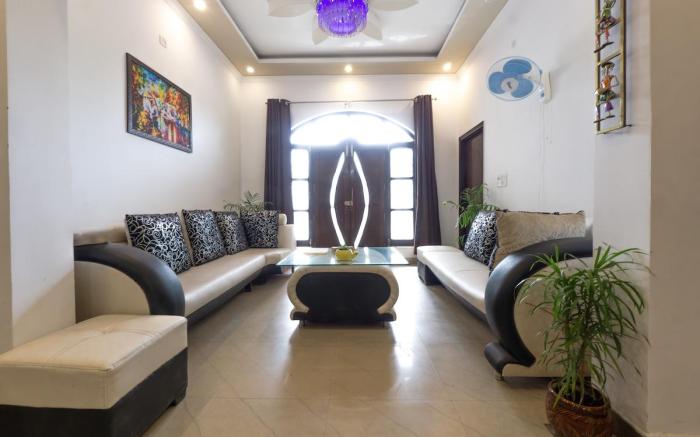 Cozy Nest |3BR| Shared Homestay |GF| by Homeyhuts