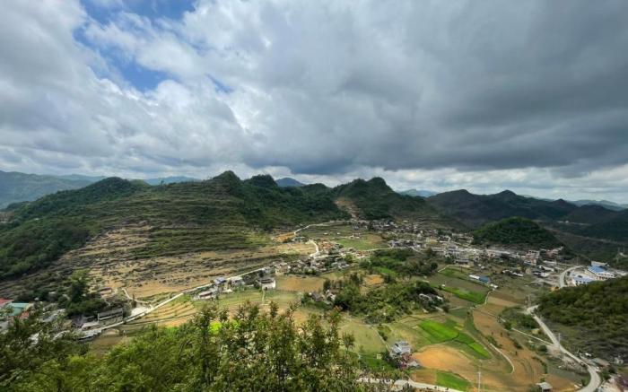 Flaco Hostel - Trekking, Tour, Bus ticket