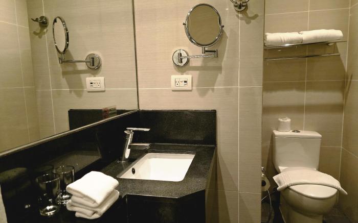 Resort-style Comfort Near Mactan Airport