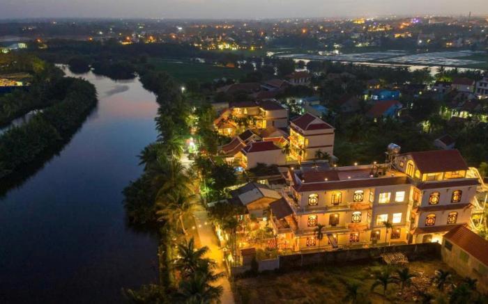 Nipa Riverside Villa By The Little Hoi An