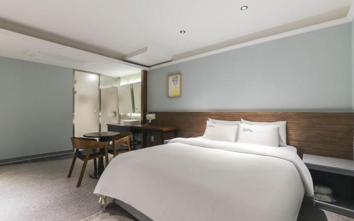 Yeongju Case Hotel
