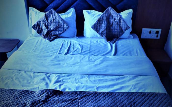 Hotel Reach & Rest