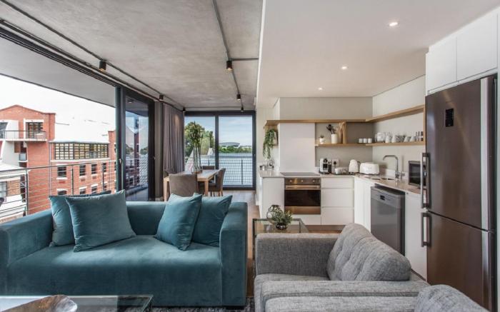 The Docklands Two Bedroom Executive Apartment