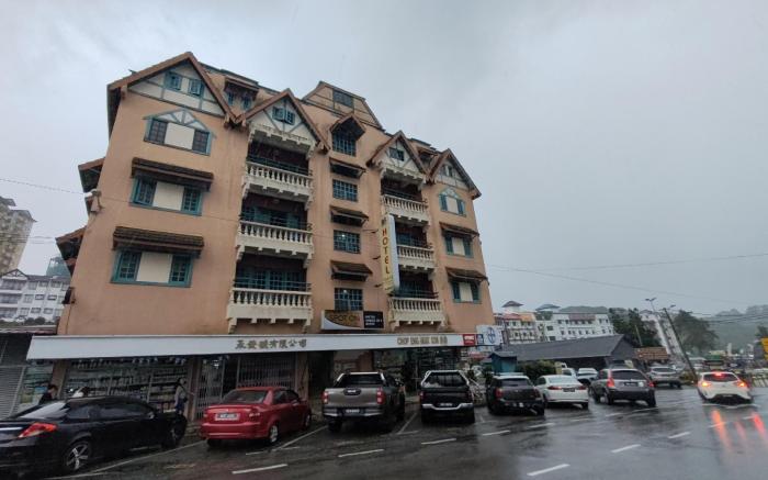 Hotel Check Inn 2