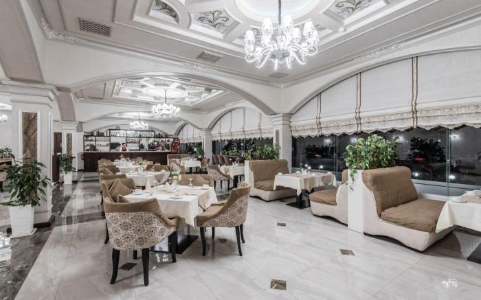 HuaYue Mansion Hotel
