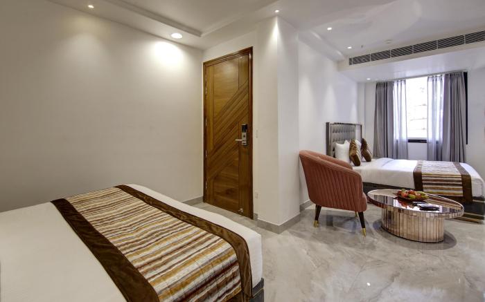 Hotel Kaca Inn - Near New Delhi Railway Station & Connaught Place