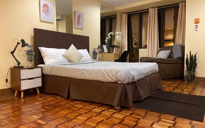 Studio Suite E Beside Greenbelt Mall Makati Center