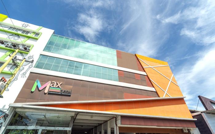 Max Hotel Panakkukang Makassar By LIFE