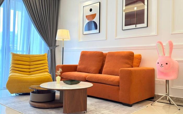 District Street 2BR unit at R&F SeineRegion ByANJU