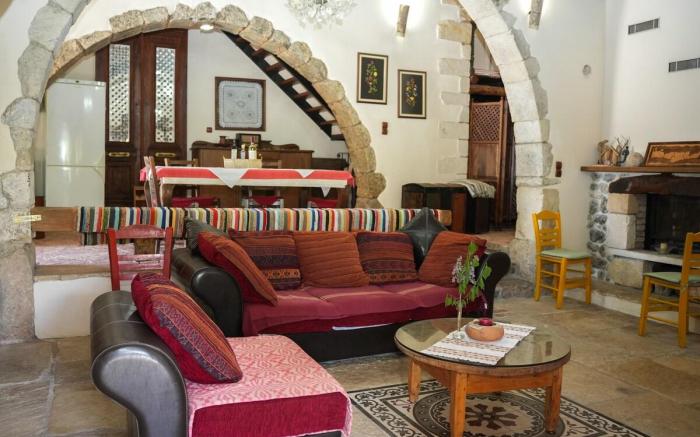 Stone-Built Traditional Villa with Pool in Sfakia