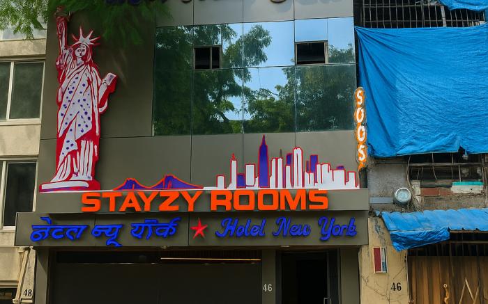 Hotel Newyork by Stayzy Rooms