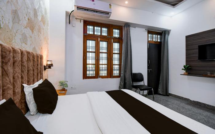 Hotel O VELMORA HOTEL