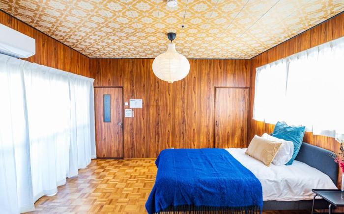 Japanese House for 12 | Free Parking & Bicycles