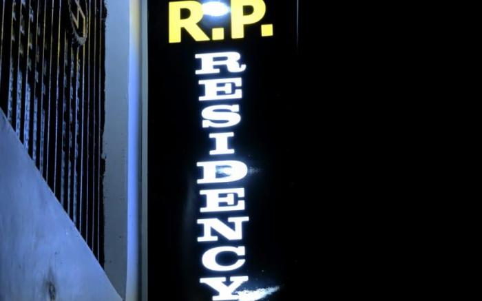 R p RESIDENCY