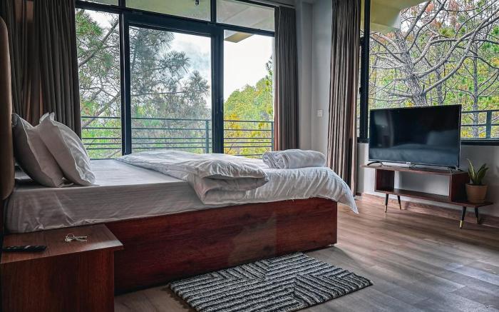 2BHK Kasauli | StunningViews• CafeRooftop/Parking